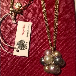 NWT Stunning Majorica multi pearl & cz pendant with 3 stand gold chain (16-18”)